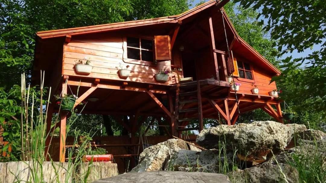 Holiday Vendeghaz Es Szabadidokert Jardanhaza Экстерьер фото